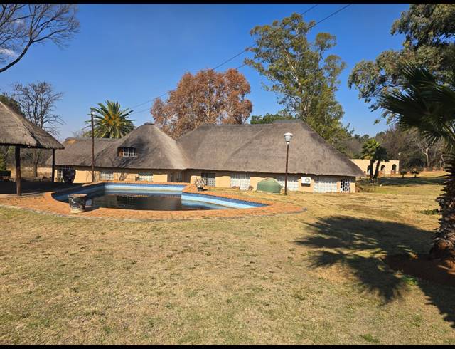 4 BEDROOM HOUSE FOR SALE IN KOOKRUS